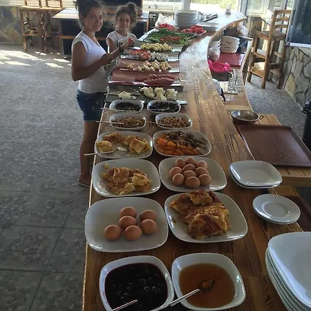 Ada Ayvacik (Canakkale)