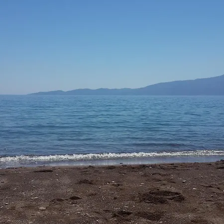 Ada Ayvacik (Canakkale)