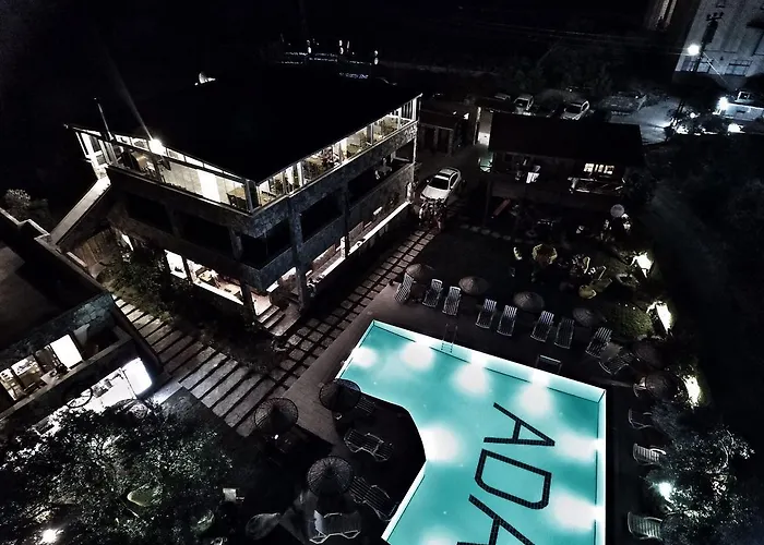 Ada Hotel