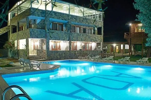 Ada Ayvacik (Canakkale)